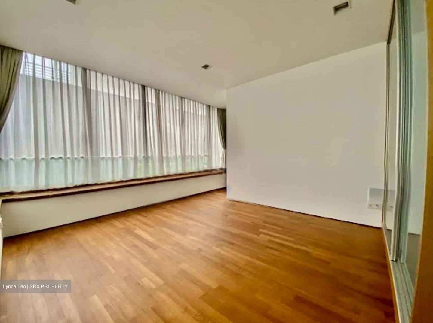 Third Avenue (D10), Detached #561605681